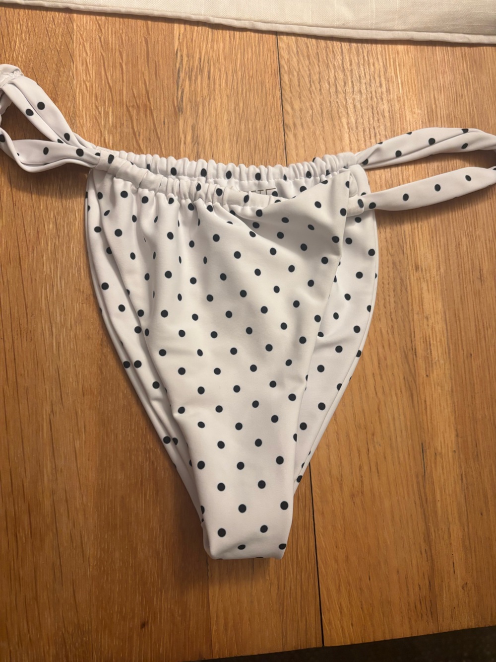 Skatie Bobbi Bottom Chicago Black & White Polka Dot NWOT